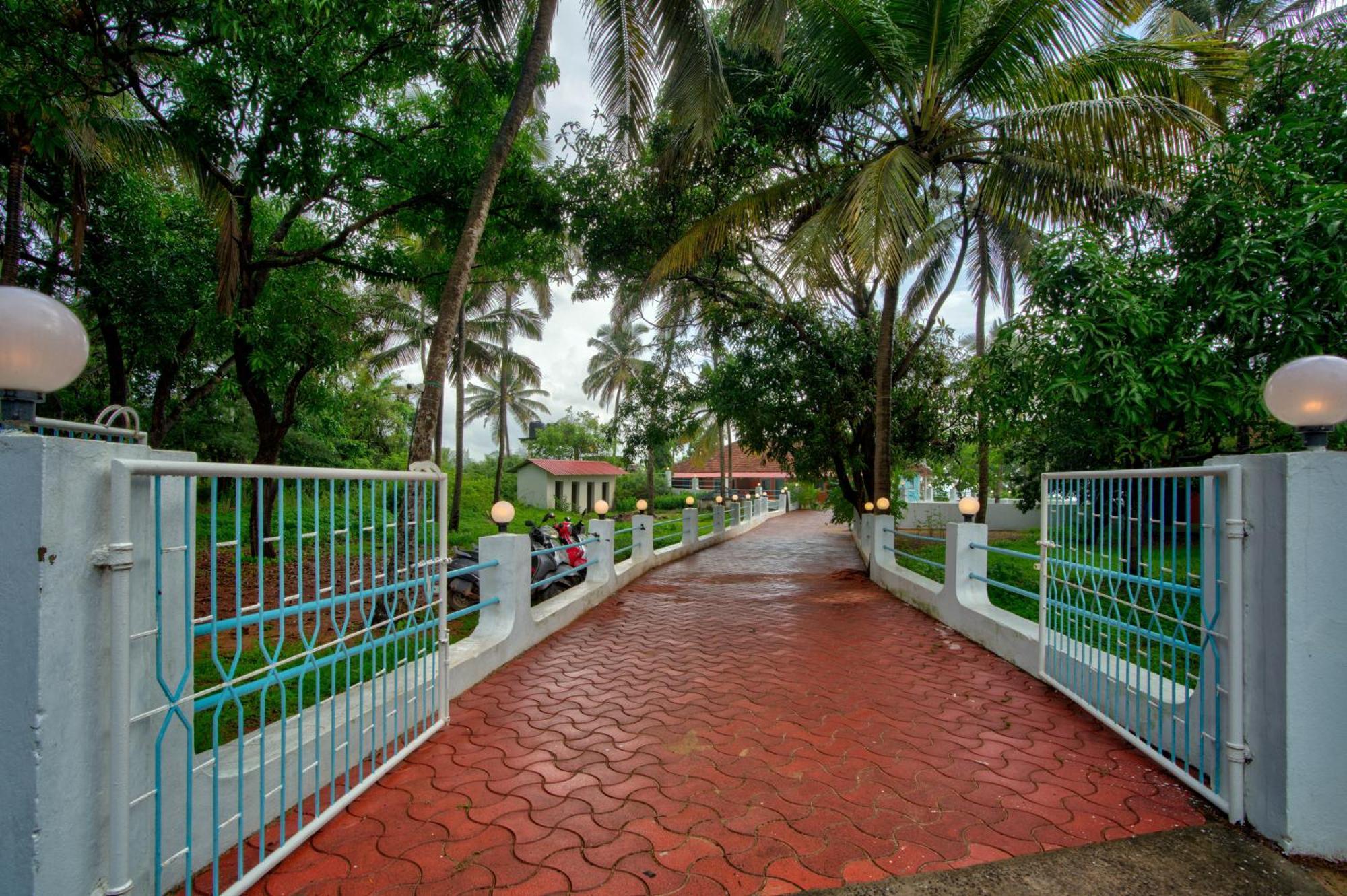 Papilio Beach Front Cottages-Tbv Baga Kültér fotó