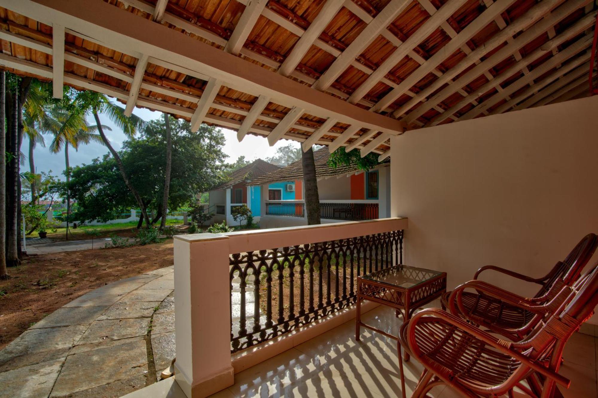 Papilio Beach Front Cottages-Tbv Baga Kültér fotó